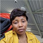 Es: insegnante di francese, sono laureata in psicologia sociale nel mio paese